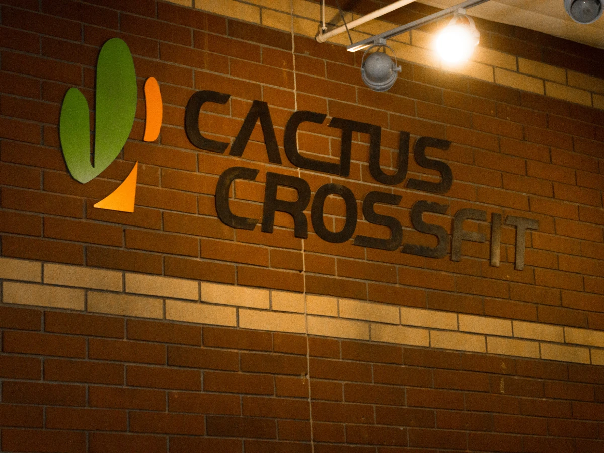 Cactus CrossFit exterior sign